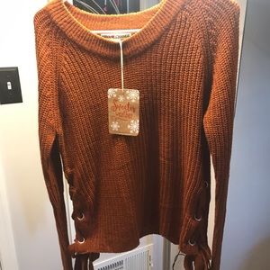 Women’s Side Lace Up Sweater